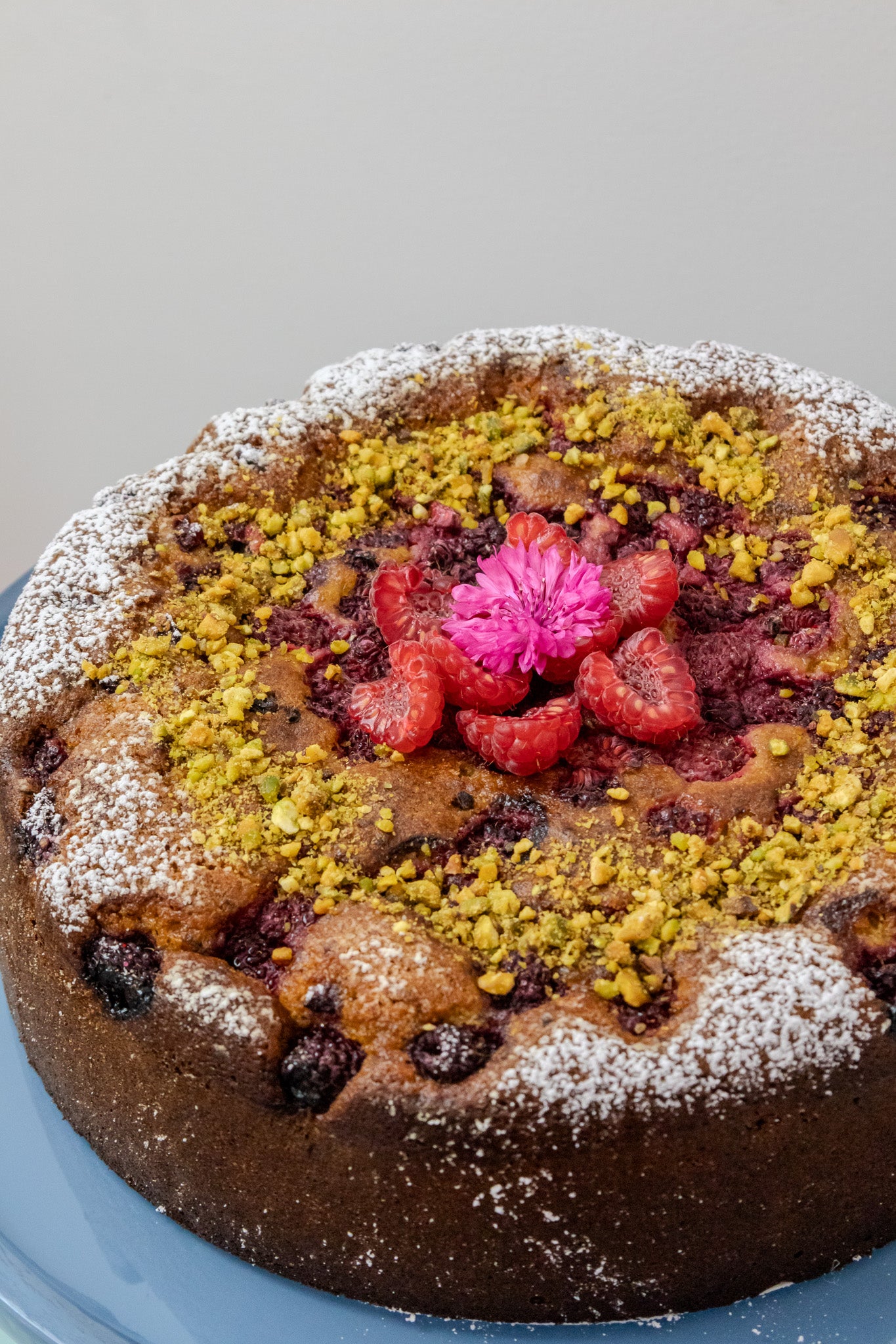 The Bitter Raspberry Pistachio and Raspberry Cake – The Bitter Tart